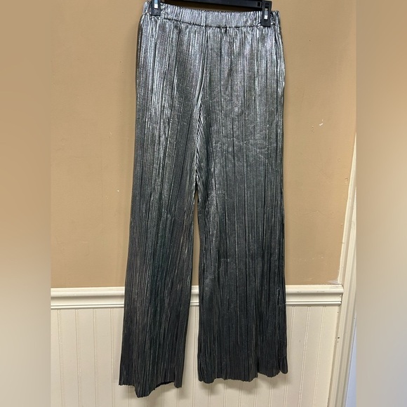 Like an Angel Silver Micro Pleated Crinkle Pull on Pants Size M NWT - Picture 1 of 5